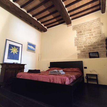 Grillotti Apartment Todi Luaran gambar